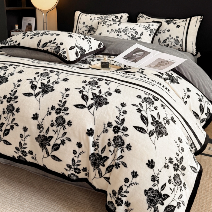 91家纺网 家纺一手货源 找家纺 诺梵2025新款牛8斤奶绒印花包边四件套花野