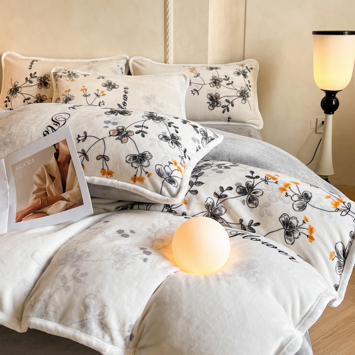 91家纺网 家纺一手货源 找家纺 诺梵2025新款牛8斤奶绒印花包边四件套花枝语