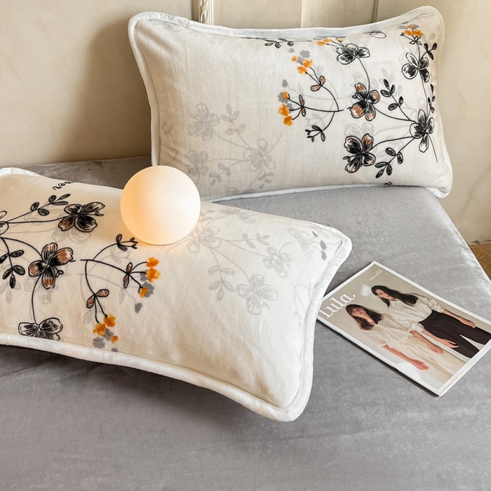 91家纺网 家纺一手货源 找家纺 诺梵2025新款牛8斤奶绒印花包边四件套花枝语