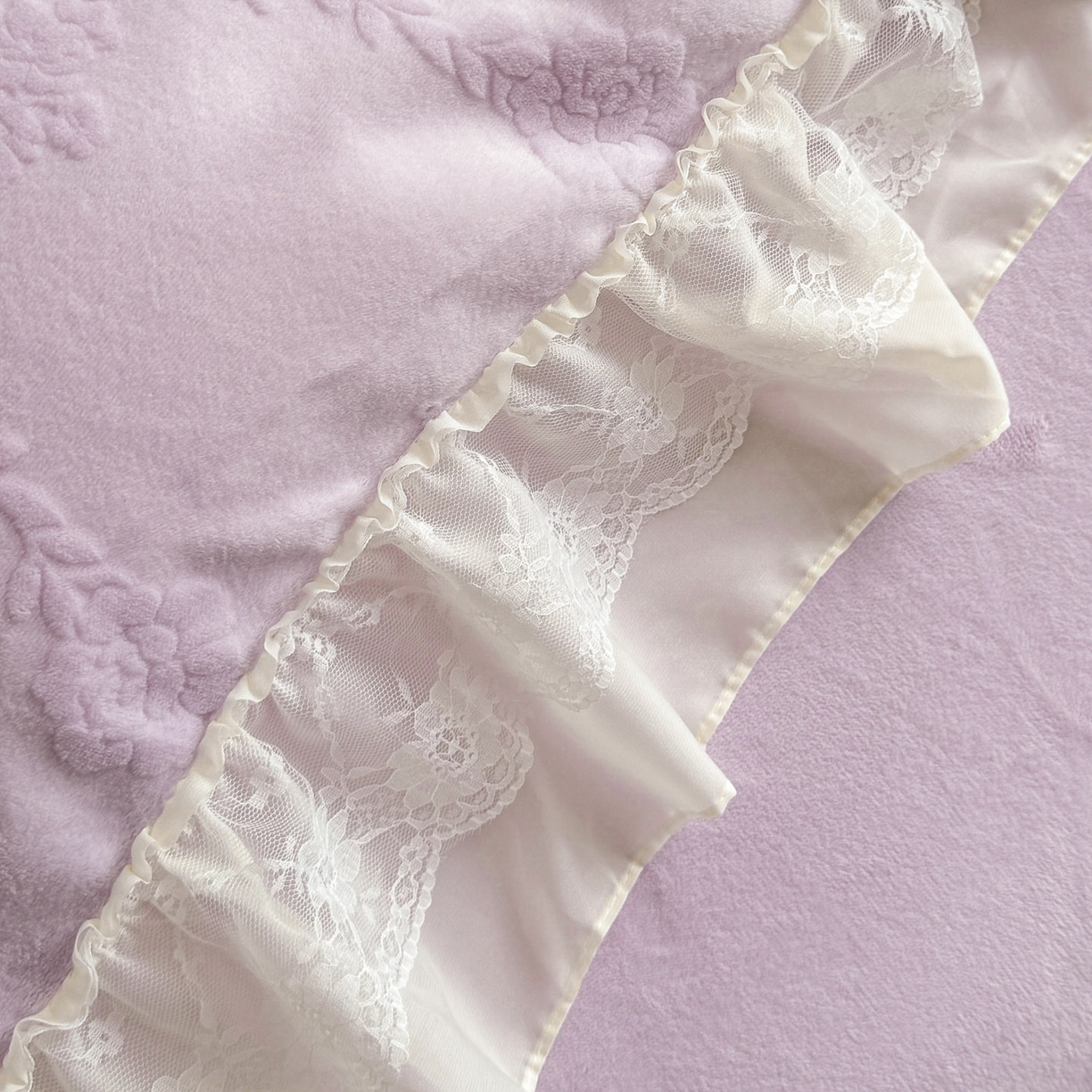 91家纺网 家纺一手货源 找家纺 爱家（原缔乐家纺） 2025新款A类牛奶雕花绒四件套 米娜系列 米娜-梦幻紫