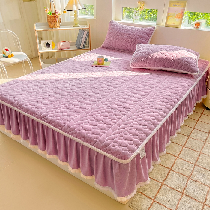 91家纺网 家纺一手货源 找家纺 眠势力 2025新款牛奶绒床笠夹棉加厚保暖床垫保护套韩版床裙床笠二合一毛球球带裙边款 丁香紫-毛球款