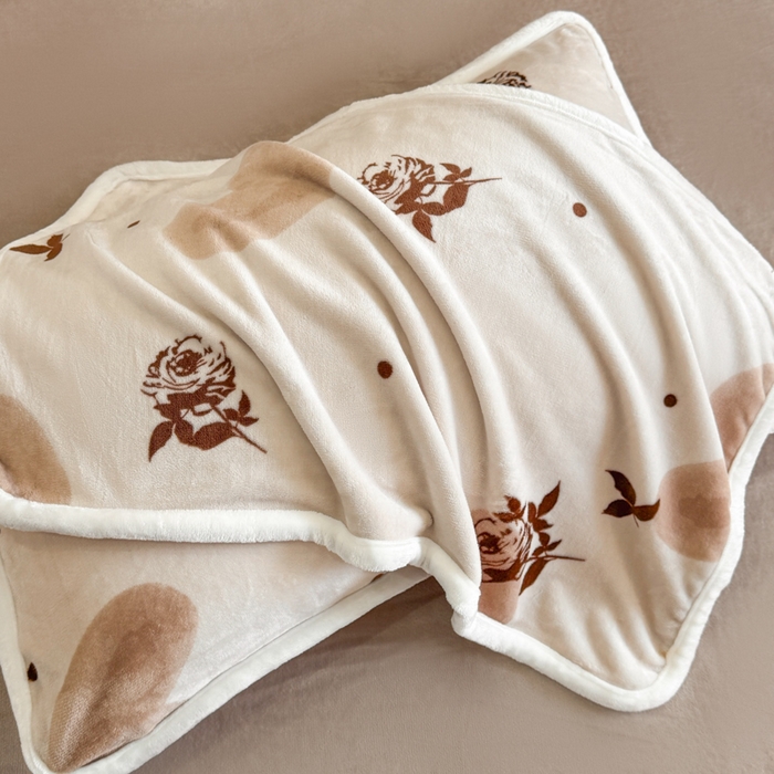 91家纺网 家纺一手货源 找家纺 诺梵2025新款牛8斤奶绒印花包边四件套玫瑰恋