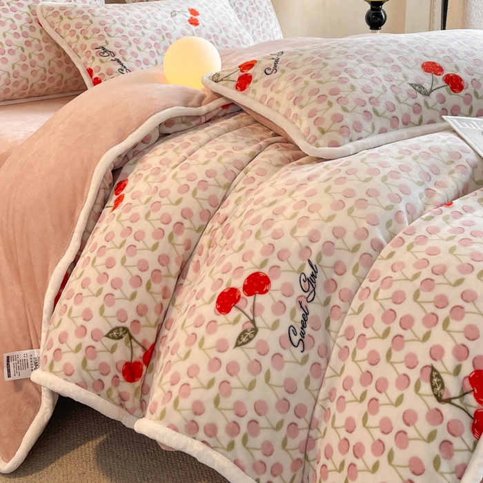 91家纺网 家纺一手货源 找家纺 诺梵2025新款牛8斤奶绒印花包边四件套汐颜