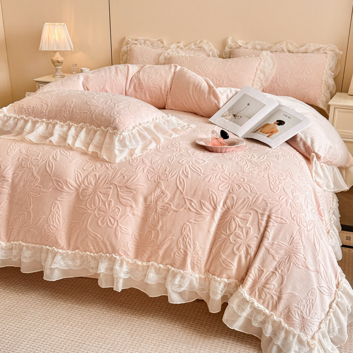 爱家（原缔乐家纺） 2025新款A类牛奶雕花绒四件套 花野漫屿系列 花野漫屿-公主粉