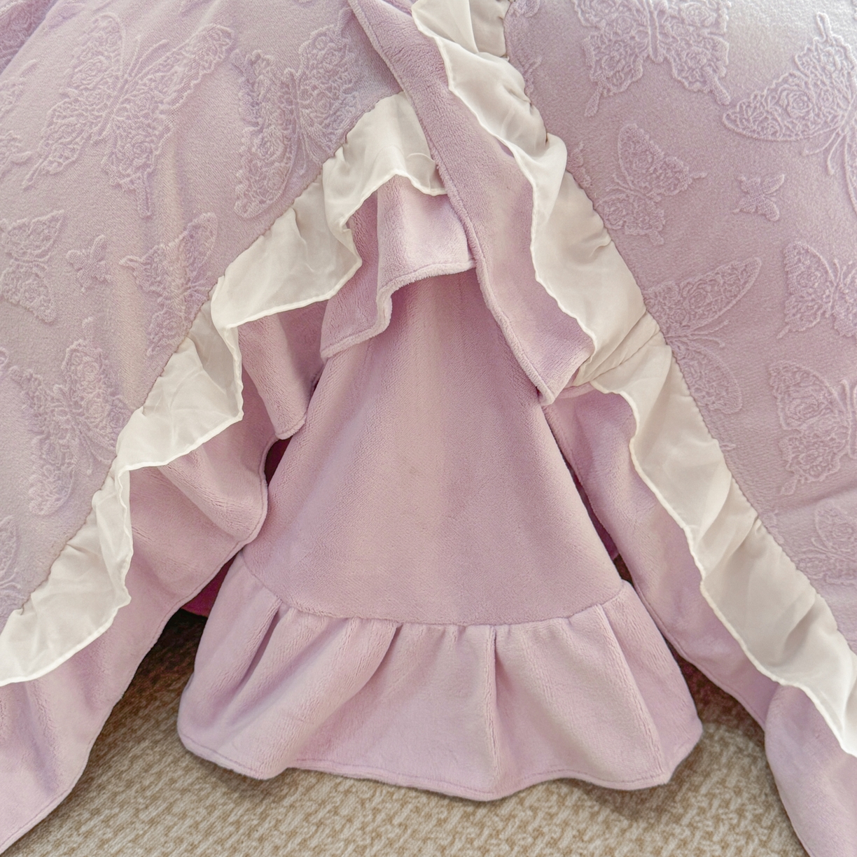 91家纺网 家纺一手货源 找家纺 爱家（原缔乐家纺） 2025新款A类牛奶雕花绒四件套 山茶花-蝴蝶之恋系列 蝴蝶之恋-梦幻紫