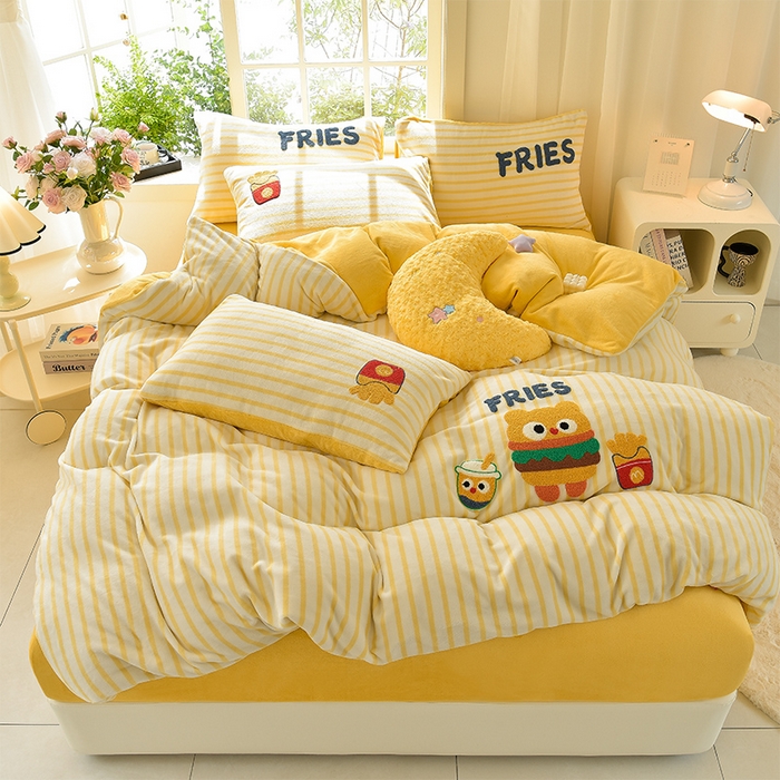 91家纺网 家纺一手货源 找家纺 （总）炫拼家纺 2025新款条纹印花卡通毛巾绣加厚牛奶绒四件套