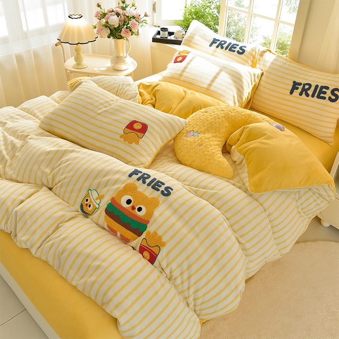 91家纺网 家纺一手货源 找家纺 （总）炫拼家纺 2025新款条纹印花卡通毛巾绣加厚牛奶绒四件套