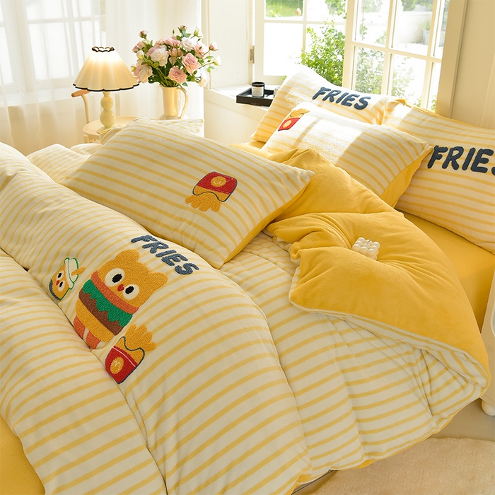 91家纺网 家纺一手货源 找家纺 （总）炫拼家纺 2025新款条纹印花卡通毛巾绣加厚牛奶绒四件套