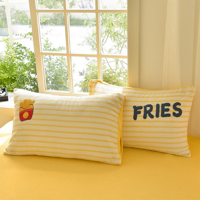 91家纺网 家纺一手货源 找家纺 （总）炫拼家纺 2025新款条纹印花卡通毛巾绣加厚牛奶绒四件套