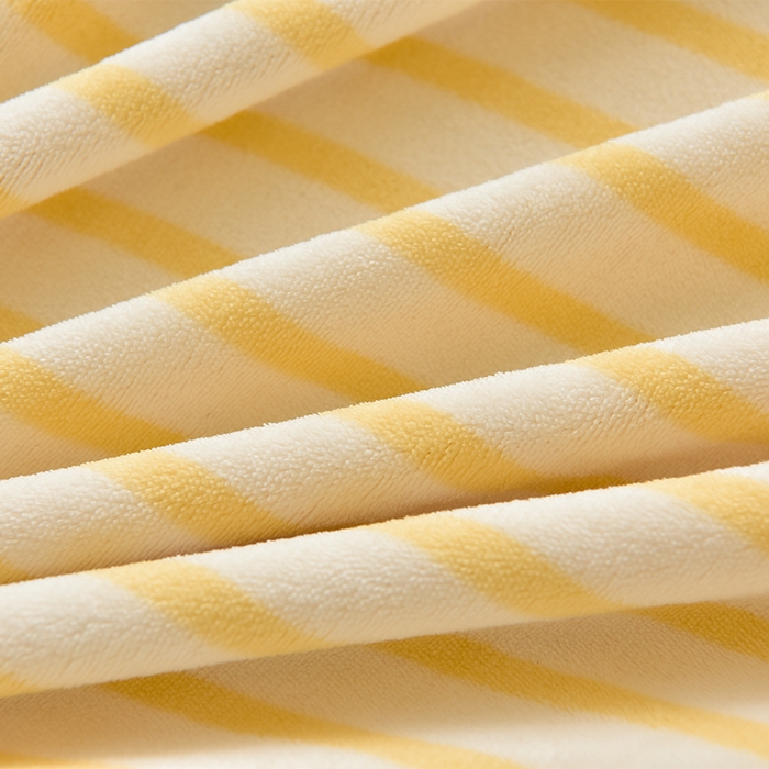 91家纺网 家纺一手货源 找家纺 炫拼家纺 2025新款条纹印花卡通毛巾绣加厚牛奶绒四件套 条纹-汉堡-黄