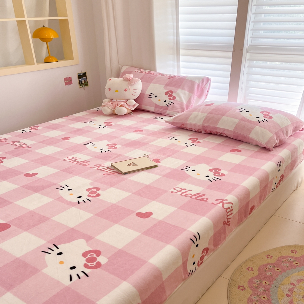 91家纺网 家纺一手货源 找家纺 金爱家 2025新款三丽鸥牛奶绒床笠单床笠床笠单件 绒单品-粉梦kt