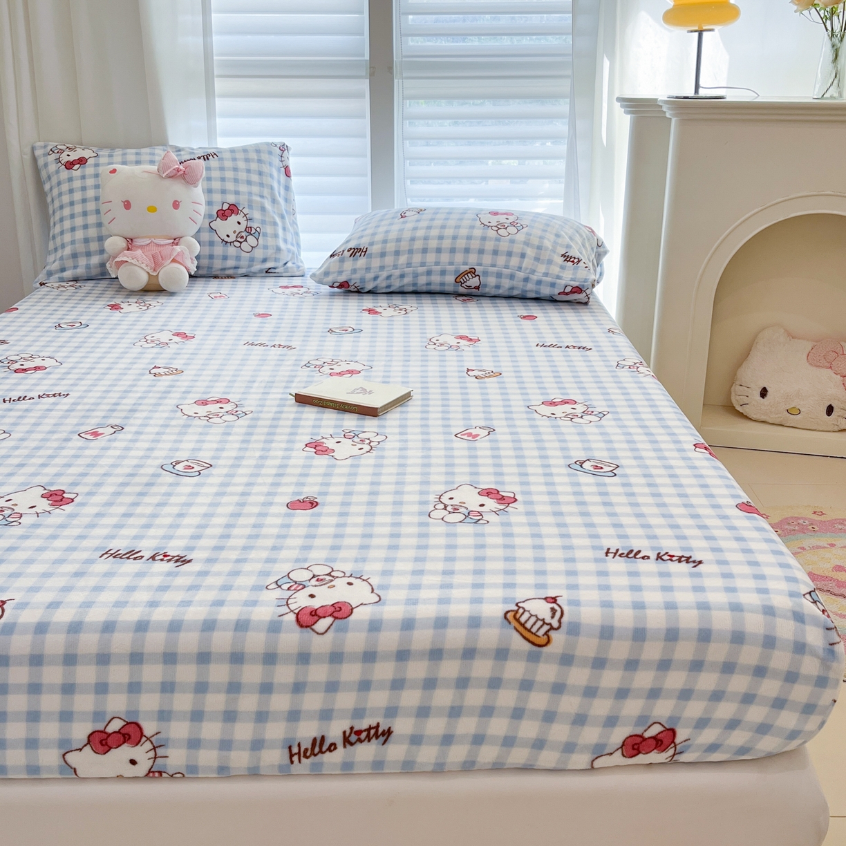 91家纺网 家纺一手货源 找家纺 金爱家 2025新款三丽鸥牛奶绒床笠单床笠床笠单件 绒单品-甜心kt蓝