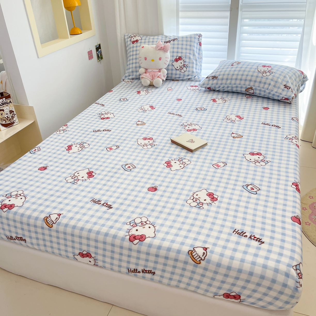 91家纺网 家纺一手货源 找家纺 金爱家 2025新款三丽鸥牛奶绒床笠单床笠床笠单件 绒单品-甜心kt蓝