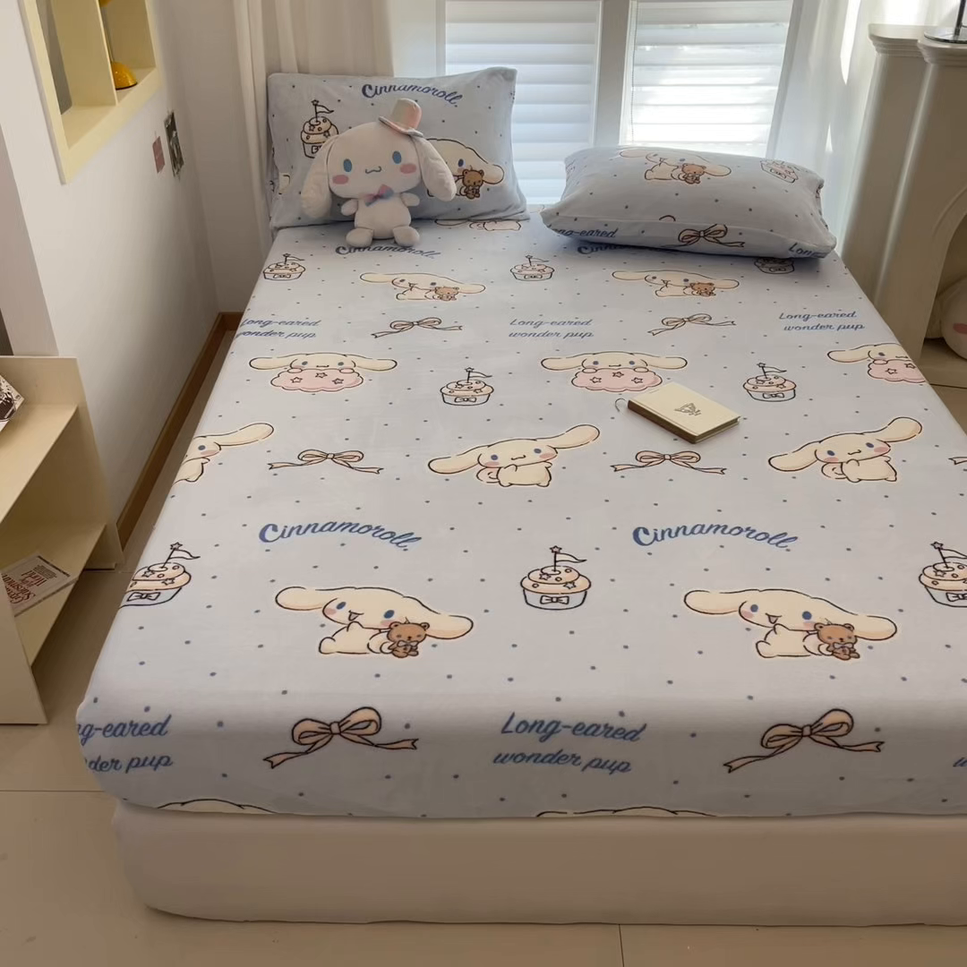 91家纺网 家纺一手货源 找家纺 金爱家 2025新款三丽鸥牛奶绒床笠单床笠床笠单件 绒单品-蓝蓝玉桂狗