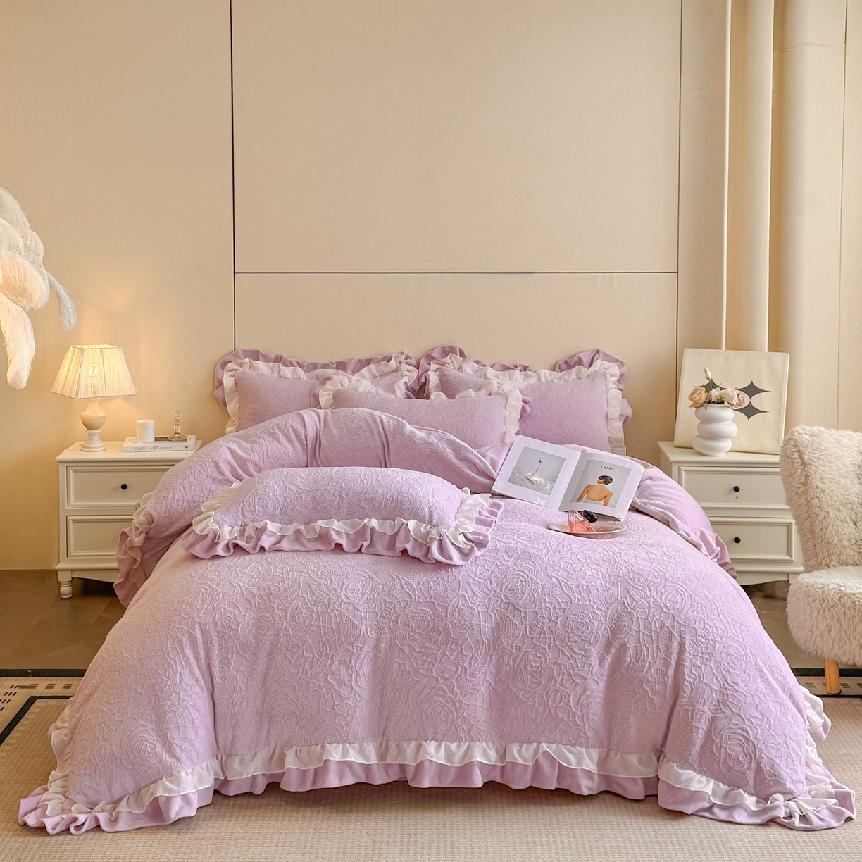 91家纺网 家纺一手货源 找家纺 爱家（原缔乐家纺） 2025新款A类牛奶雕花绒四件套 山茶花-蝴蝶之恋系列 山茶花之恋-梦幻紫