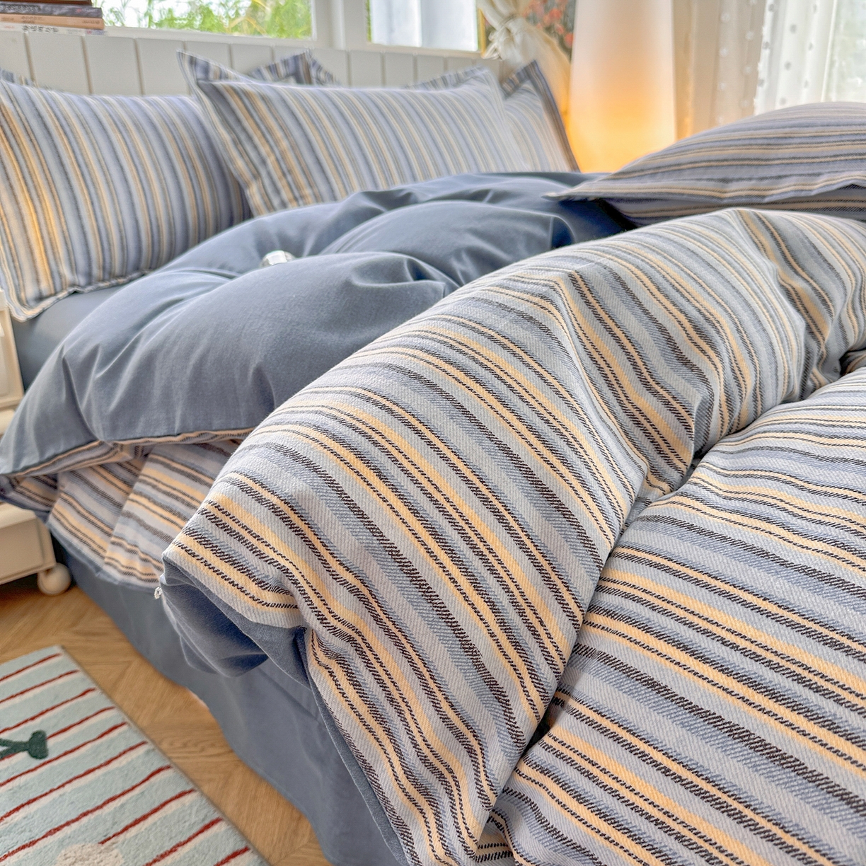 91家纺网 家纺一手货源 找家纺 简约家纺 2025新款全棉磨毛印花单品床单 艾尔伦-蓝