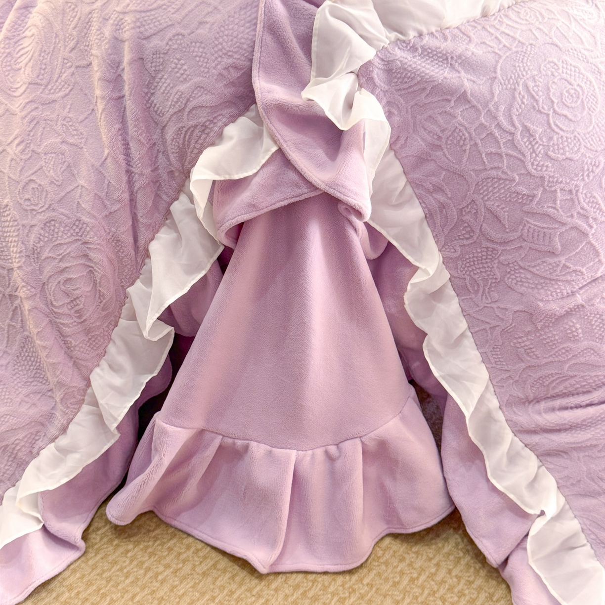 91家纺网 家纺一手货源 找家纺 爱家（原缔乐家纺） 2025新款A类牛奶雕花绒四件套 山茶花-蝴蝶之恋系列 山茶花之恋-梦幻紫