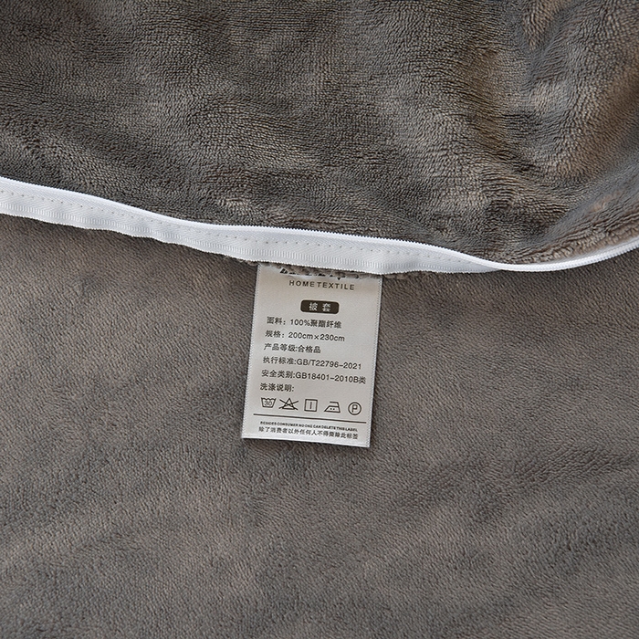 91家纺网 家纺一手货源 找家纺 炫拼家纺 2025新款条纹印花卡通毛巾绣加厚牛奶绒四件套 条纹-恰恰狗-绅士灰