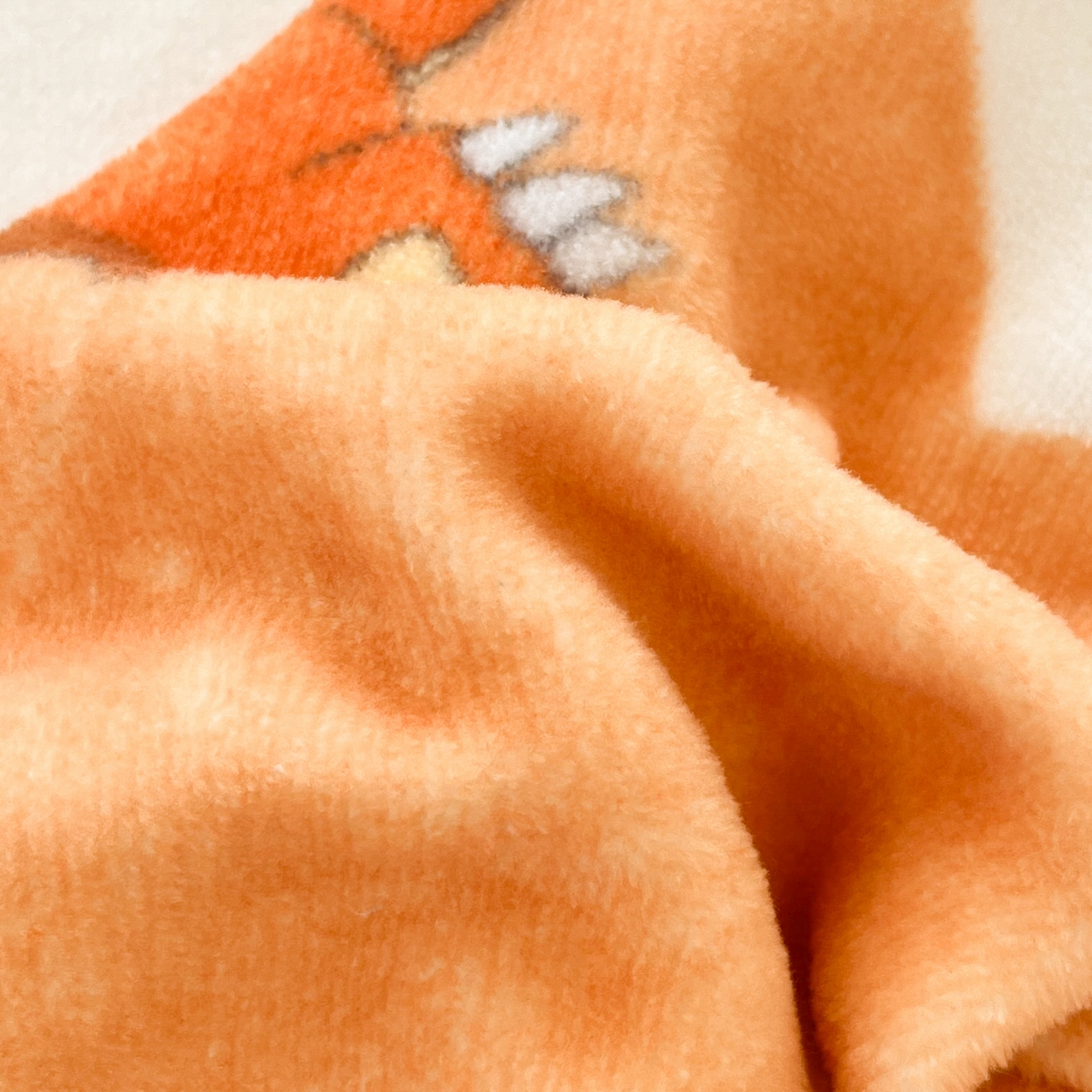 91家纺网 家纺一手货源 找家纺 金爱家 2025新款牛奶绒保暖床笠床笠单件单床笠 绒单品-开心喷火龙