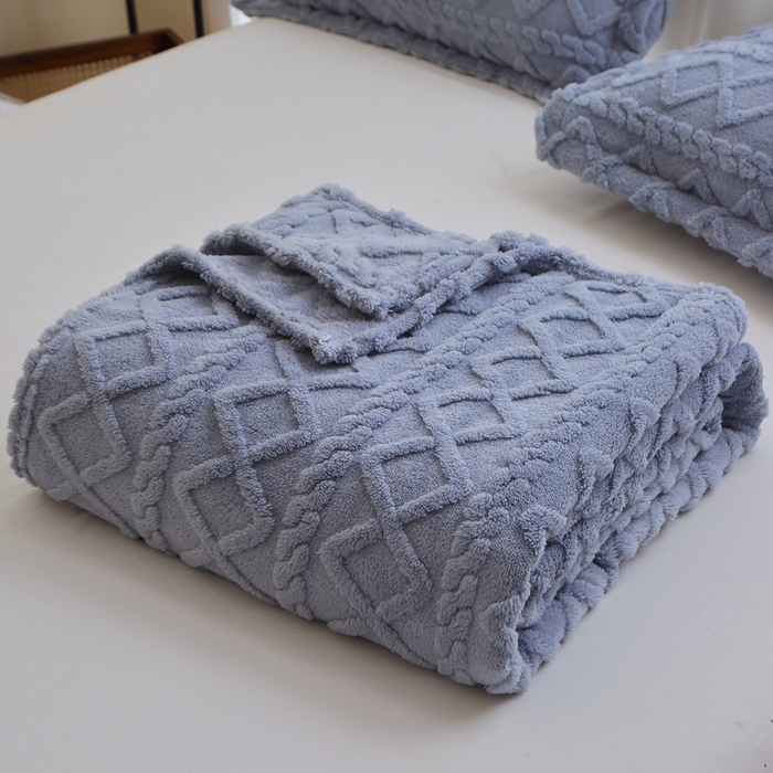 91家纺网 家纺一手货源 找家纺 栩裕纺织 2025新款双面塔芙绒毛毯家用毯子卷边款 塔夫绒-蓝灰