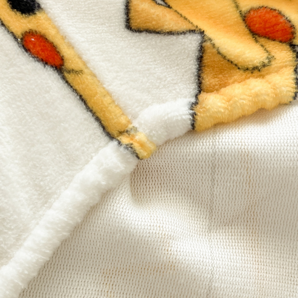 91家纺网 家纺一手货源 找家纺 金爱家 2025新款牛奶绒保暖床笠床笠单件单床笠 绒单品-多彩皮卡丘