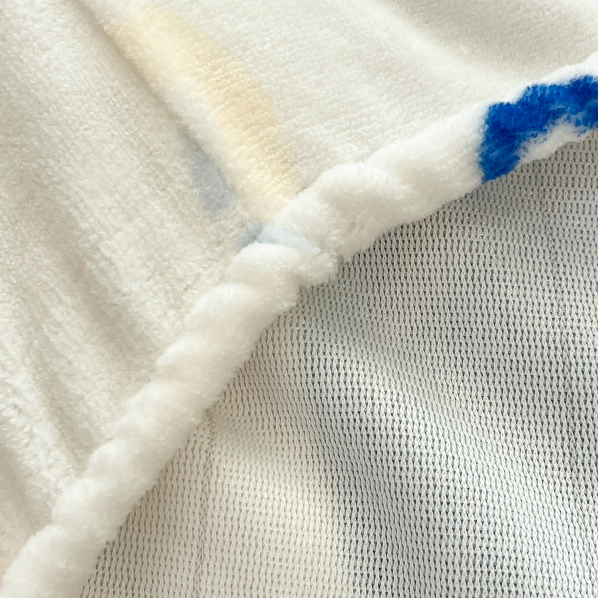 91家纺网 家纺一手货源 找家纺 金爱家 2025新款牛奶绒保暖床笠床笠单件单床笠 绒单品-欢乐杰尼龟