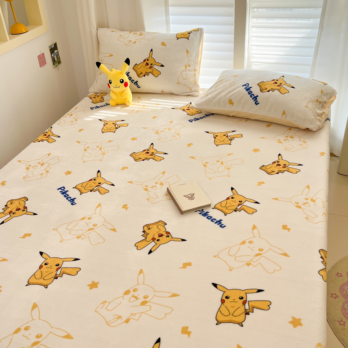 91家纺网 家纺一手货源 找家纺 金爱家 2025新款牛奶绒保暖床笠床笠单件单床笠 绒单品-多彩皮卡丘