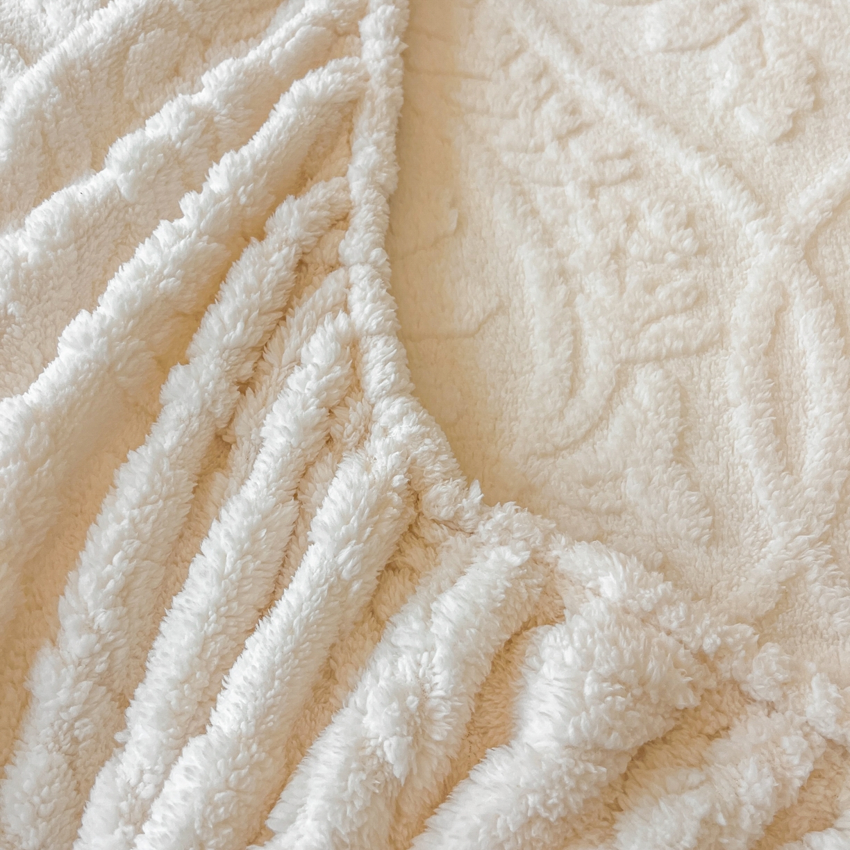 91家纺网 家纺一手货源 找家纺 （总）乐家欣 2025新款提花塔芙绒床笠床笠单件单床笠-繁花系列