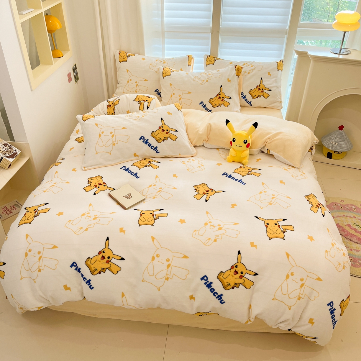 金爱家 2025新品大版卡通平网数码印花加厚高克重牛奶绒皮卡丘系列四件套 绒小版-多彩皮卡丘