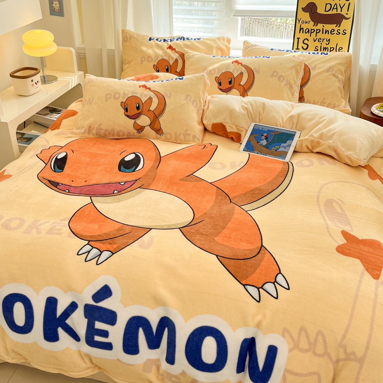 91家纺网 家纺一手货源 找家纺 金爱家 2025新品大版卡通平网数码印花加厚高克重牛奶绒皮卡丘系列四件套 绒大阪套件-喷火龙