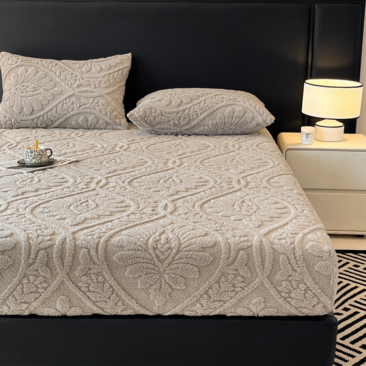 91家纺网 家纺一手货源 找家纺 乐家欣 2025新款提花塔芙绒床笠床笠单件单床笠-繁花系列 繁花-月影灰