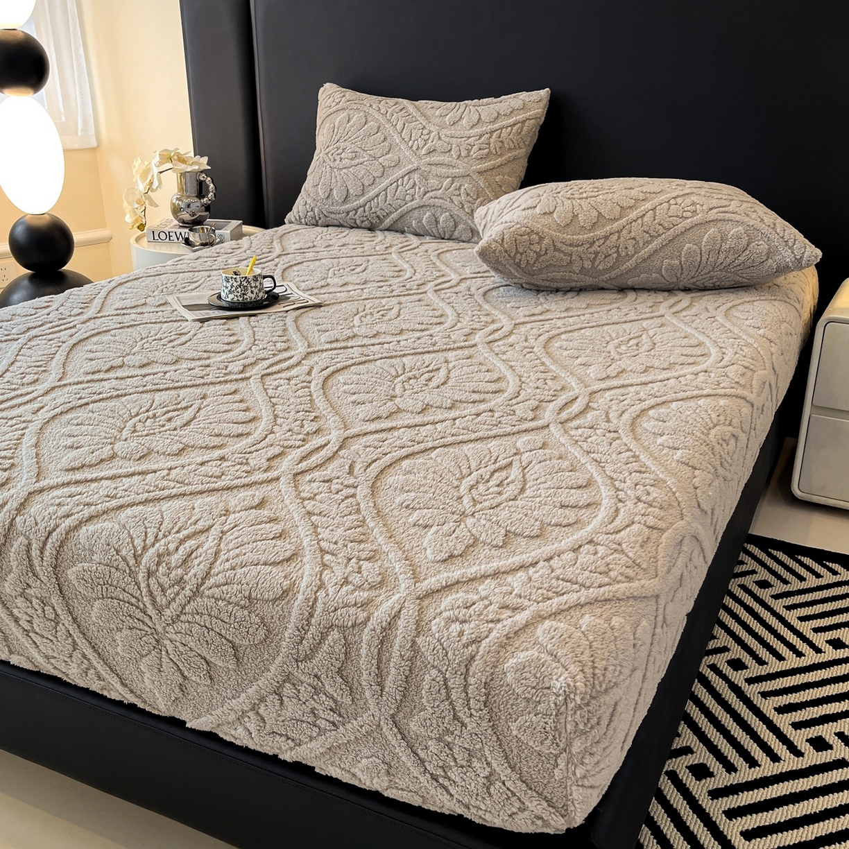 91家纺网 家纺一手货源 找家纺 乐家欣 2025新款提花塔芙绒床笠床笠单件单床笠-繁花系列 繁花-月影灰