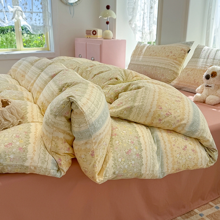 91家纺网 家纺一手货源 找家纺 竹合家纺 2025新款爆款韩国小布袋古法水洗云感四件套一亩花田