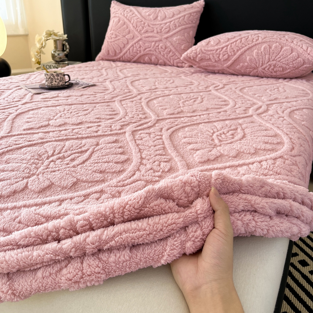 91家纺网 家纺一手货源 找家纺 乐家欣 2025新款提花塔芙绒床笠床笠单件单床笠-繁花系列 繁花-公主粉