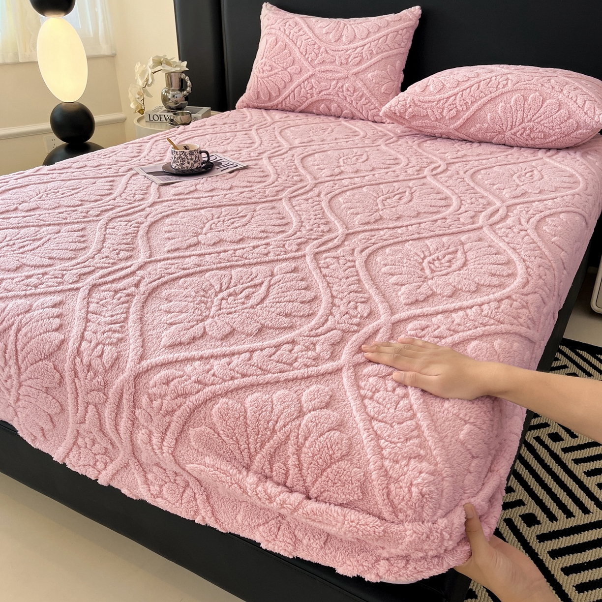 91家纺网 家纺一手货源 找家纺 乐家欣 2025新款提花塔芙绒床笠床笠单件单床笠-繁花系列 繁花-公主粉