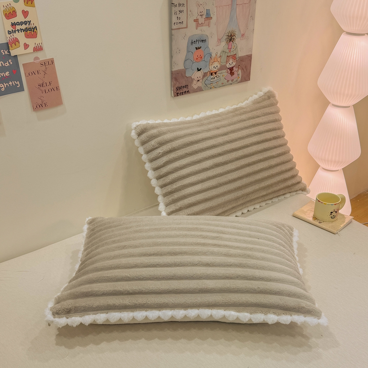 91家纺网 家纺一手货源 找家纺 眠势力 2025新款高克重毛毯抽条兔毛绒毯子多功能小球球加厚雪球盖毯 云朵雪球毯-咖