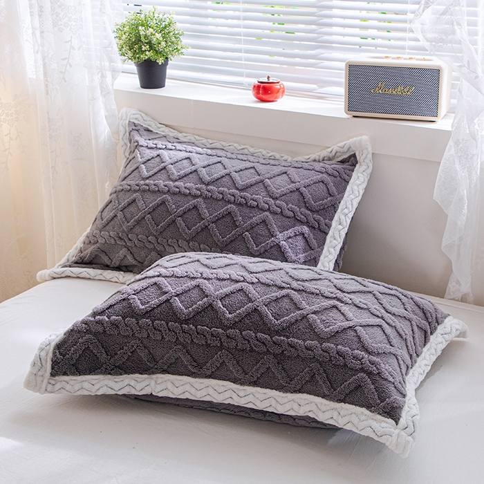 91家纺网 家纺一手货源 找家纺 栩裕纺织 2025新款双面塔芙绒毛毯家用毯子包边款 塔夫绒-深灰