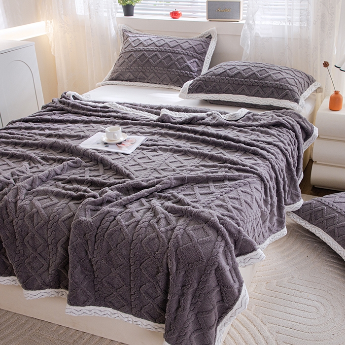 91家纺网 家纺一手货源 找家纺 栩裕纺织 2025新款双面塔芙绒毛毯家用毯子包边款 塔夫绒-深灰