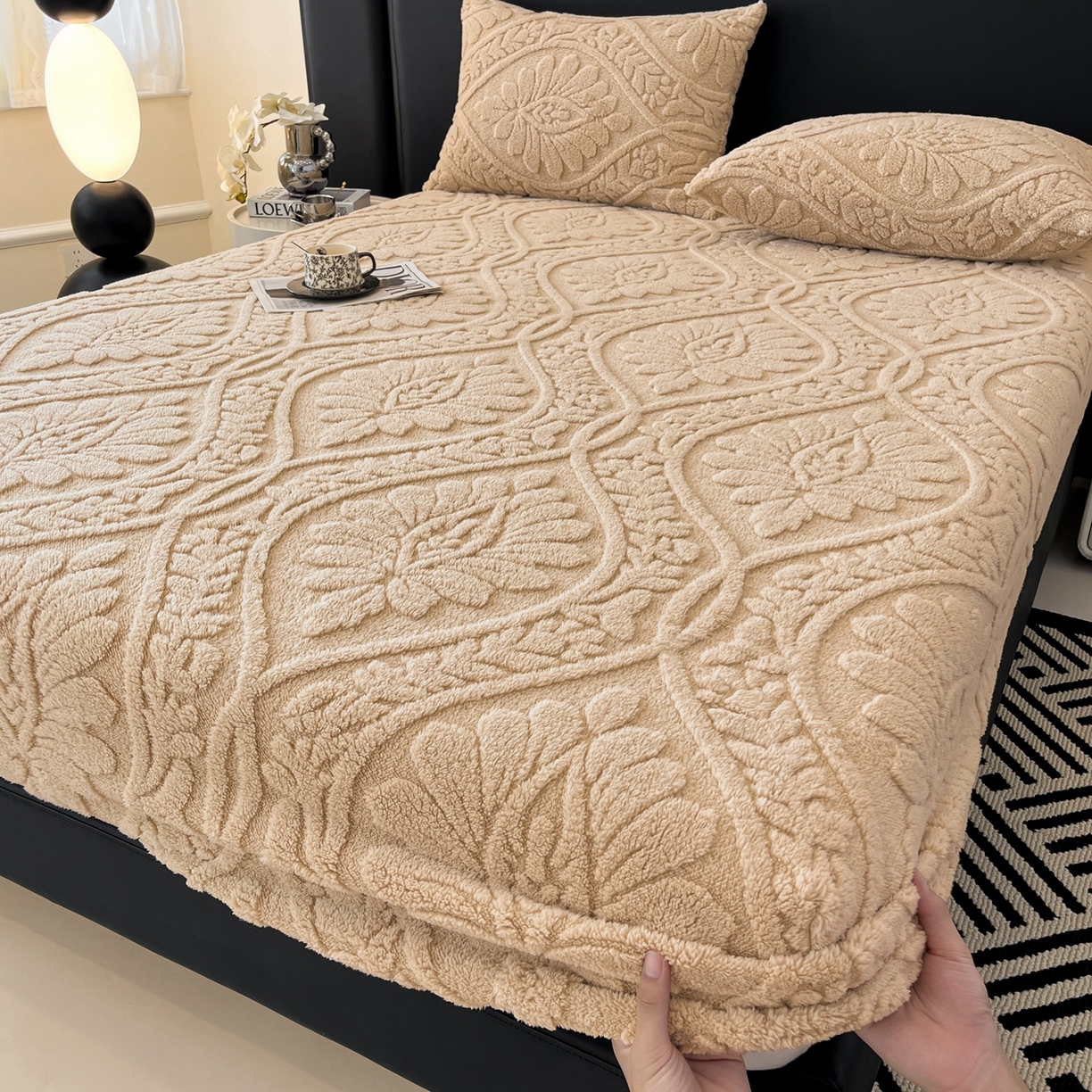 91家纺网 家纺一手货源 找家纺 乐家欣 2025新款提花塔芙绒床笠床笠单件单床笠-繁花系列 繁花-香槟咖