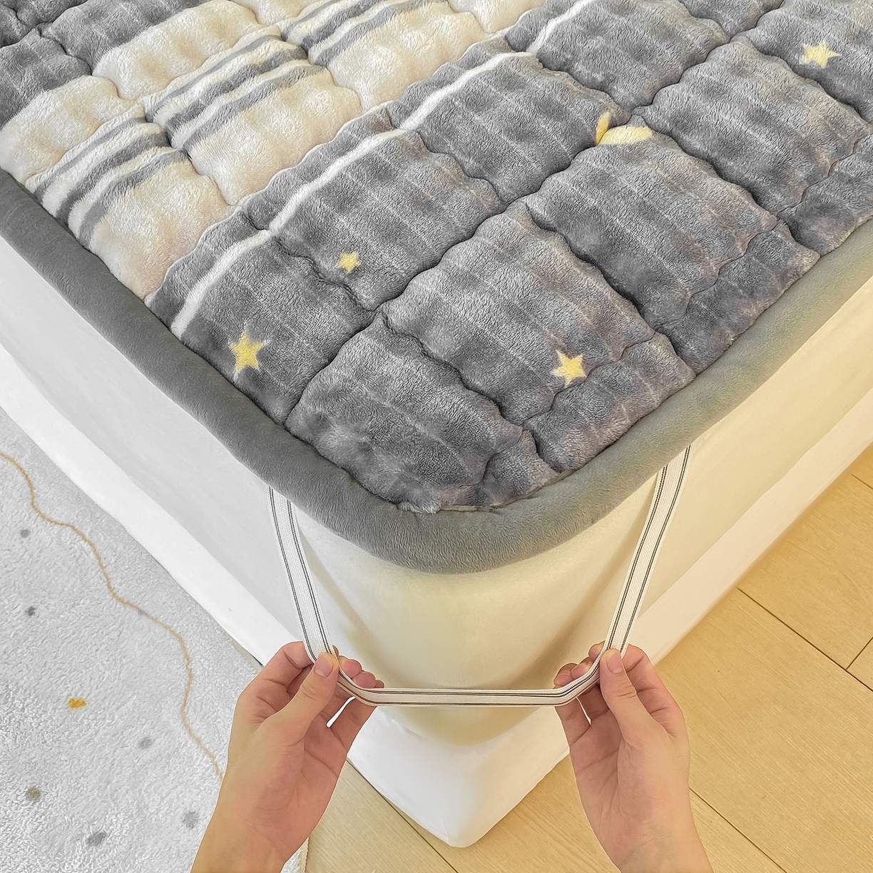 91家纺网 家纺一手货源 找家纺 眠势力 2025新款牛奶绒泡泡床垫加绒仿兔毛绒床褥子秋冬保暖珊瑚绒夹棉床护垫 繁星