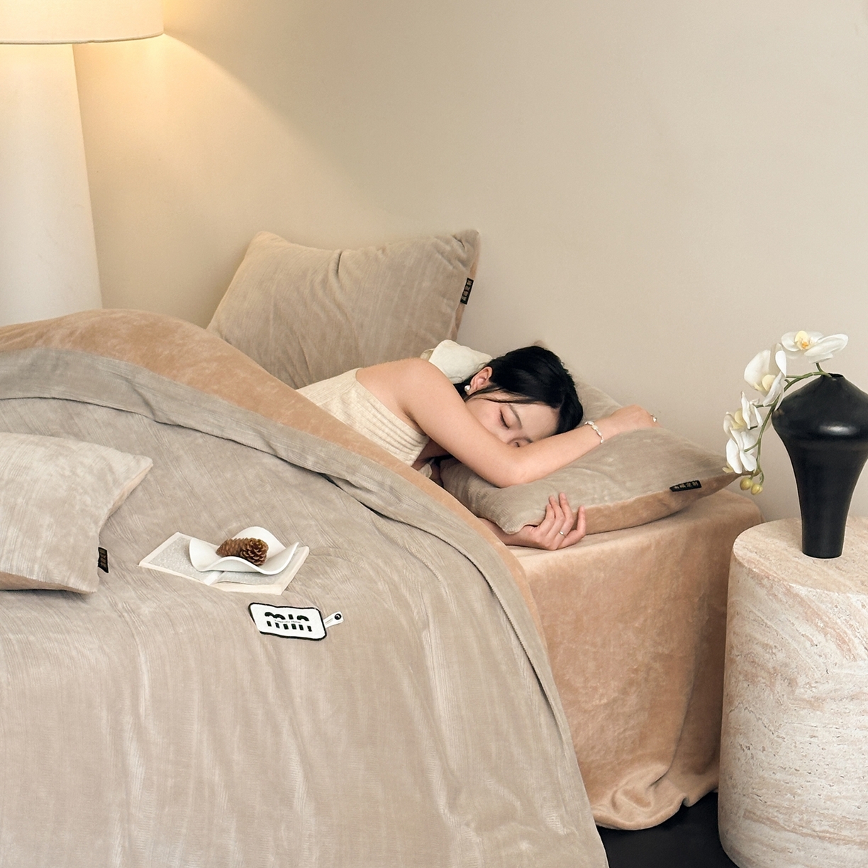 91家纺网 家纺一手货源 找家纺 （总）栩裕纺织 2025新款秋冬简约保暖四件套-卡布奇诺