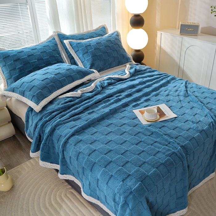 91家纺网 家纺一手货源 找家纺 （总）栩裕纺织 2025新款意大利面包格毛毯-包边款