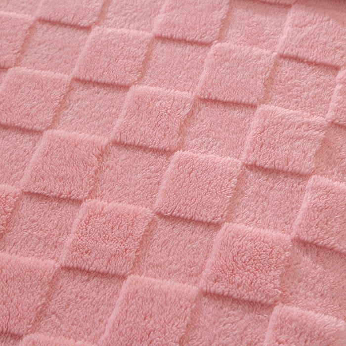 91家纺网 家纺一手货源 找家纺 栩裕纺织 2025新款意大利面包格毛毯-包边款 面包格包边款-玫瑰粉