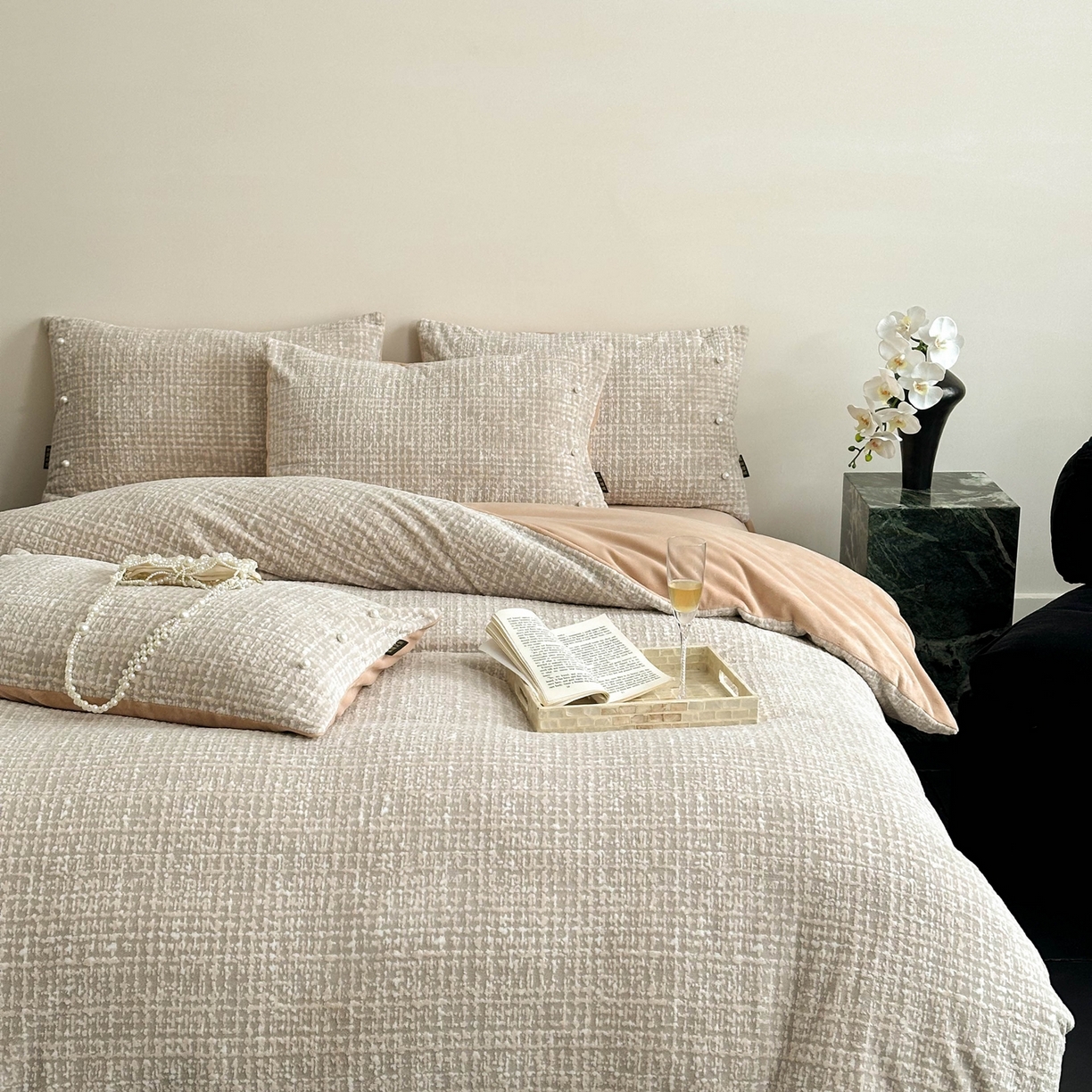 91家纺网 家纺一手货源 找家纺 栩裕纺织 2025新款秋冬简约保暖四件套-风铃子 玉色