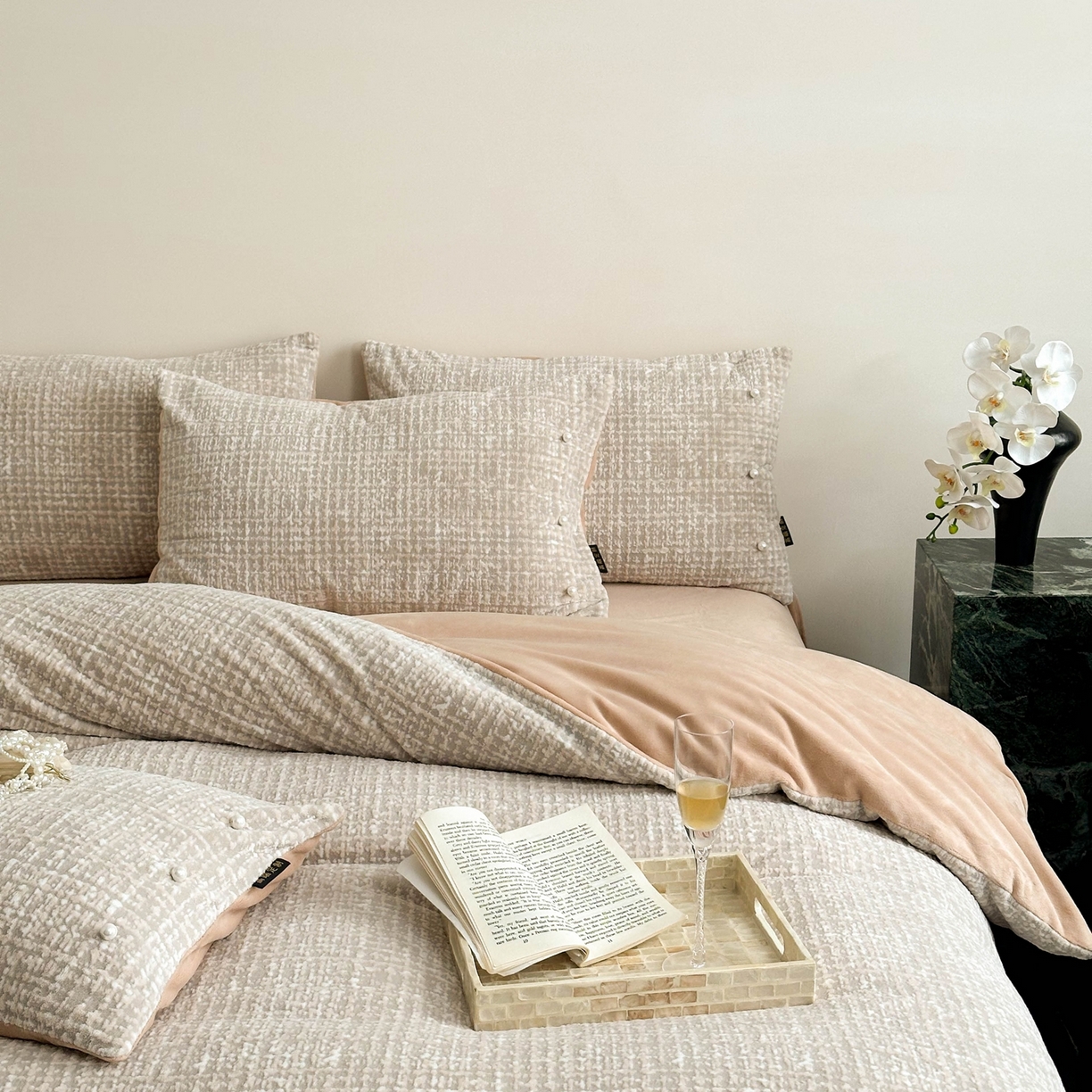 91家纺网 家纺一手货源 找家纺 栩裕纺织 2025新款秋冬简约保暖四件套-风铃子 玉色