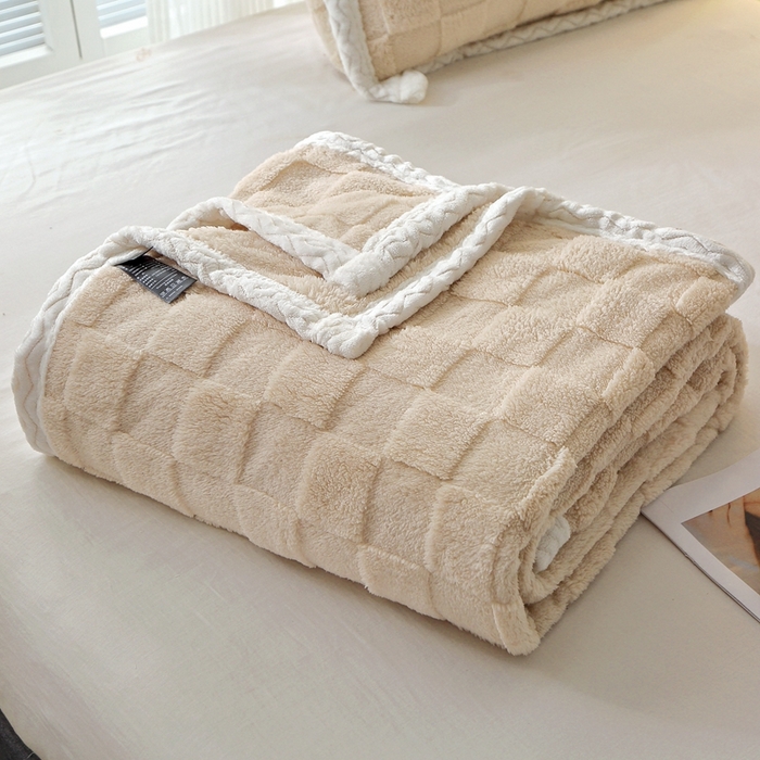 91家纺网 家纺一手货源 找家纺 栩裕纺织 2025新款意大利面包格毛毯-包边款 面包格包边款-浅卡其