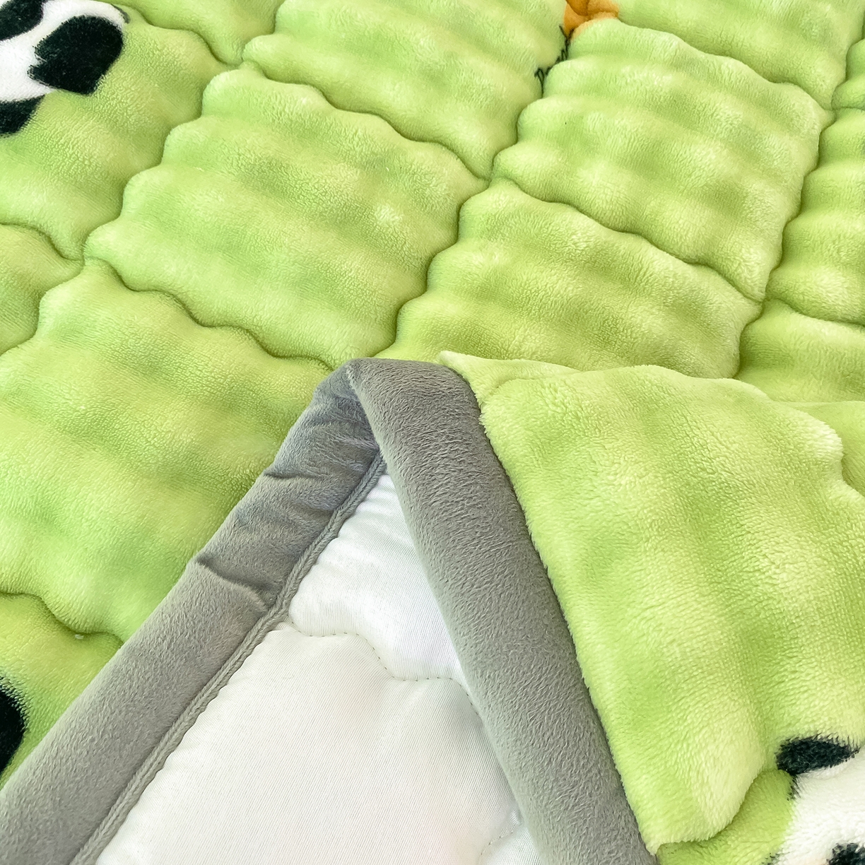 91家纺网 家纺一手货源 找家纺 眠势力 2025新款牛奶绒泡泡床垫加绒仿兔毛绒床褥子秋冬保暖珊瑚绒夹棉床护垫 熊猫