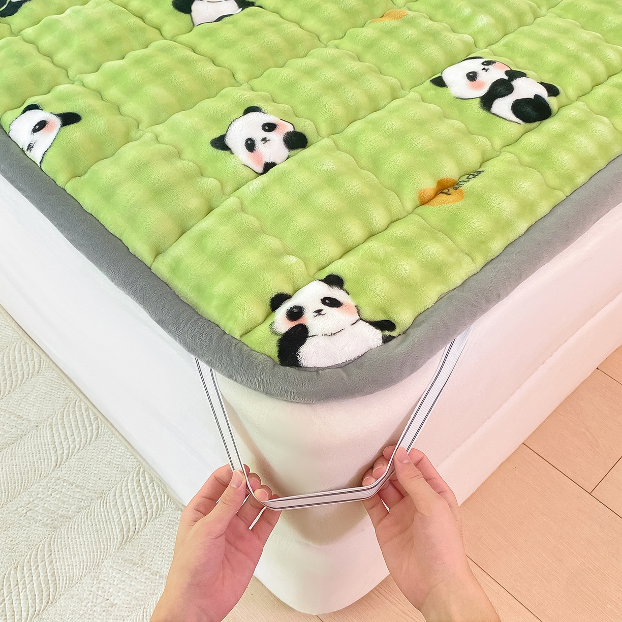 91家纺网 家纺一手货源 找家纺 眠势力 2025新款牛奶绒泡泡床垫加绒仿兔毛绒床褥子秋冬保暖珊瑚绒夹棉床护垫 熊猫