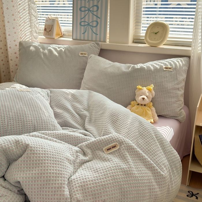 91家纺网 家纺一手货源 找家纺 十里居 2025新款lns奶油双拼华夫格烂花牛奶绒四件套 华夫格系列 华夫格-绿紫