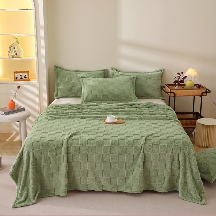 91家纺网 家纺一手货源 找家纺 （总）栩裕纺织 2025新款意大利面包格毛毯-卷边款